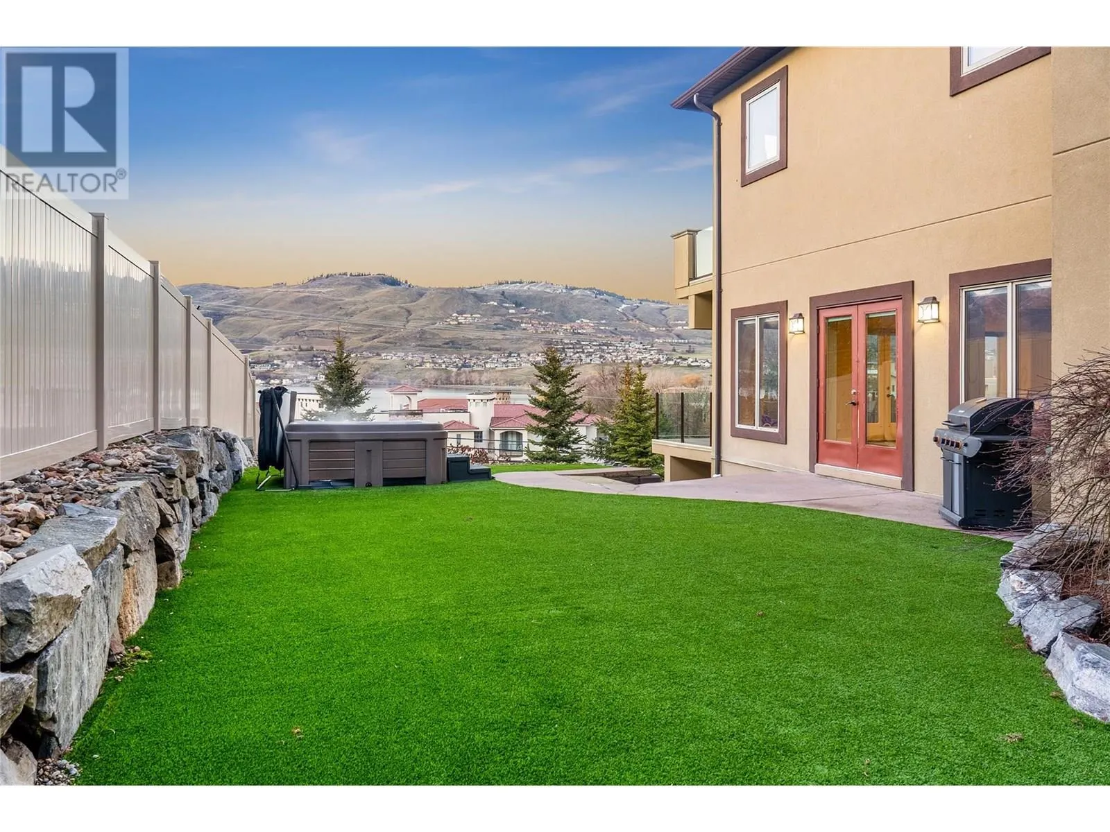1029 Longacre Place