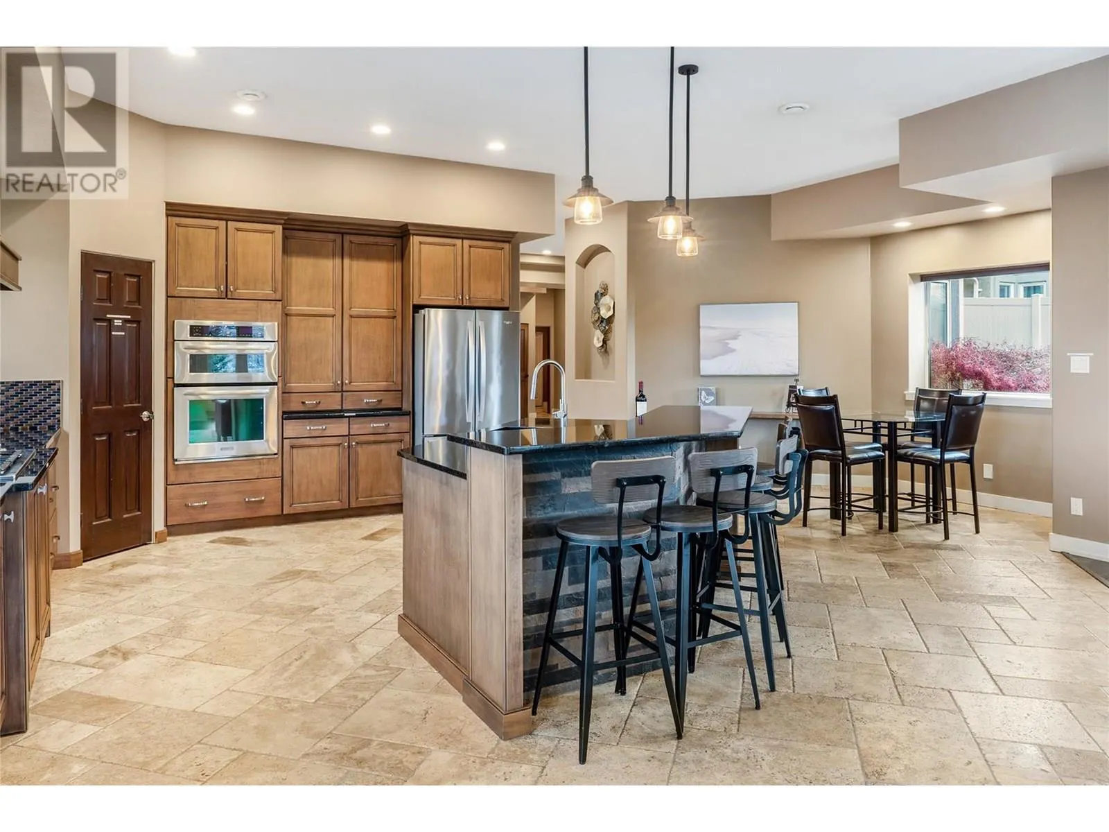 1029 Longacre Place