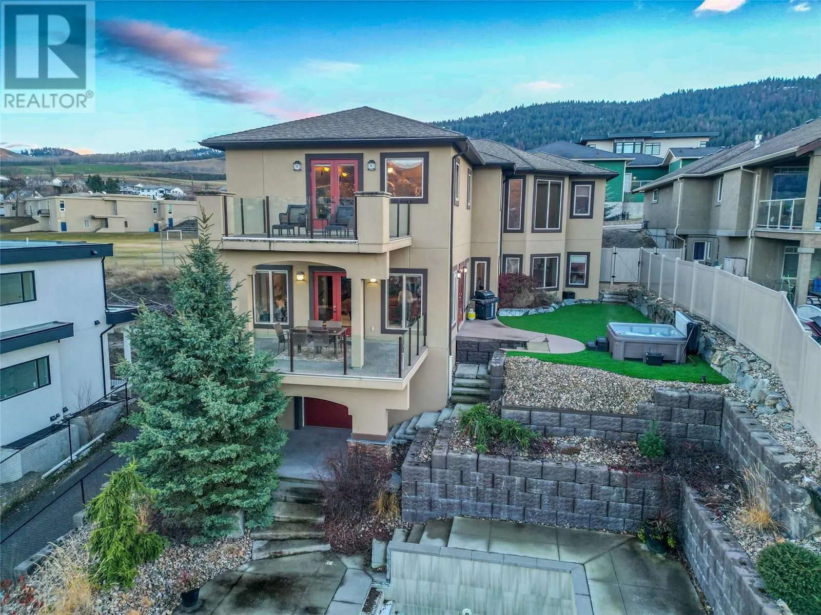 1029 Longacre Place