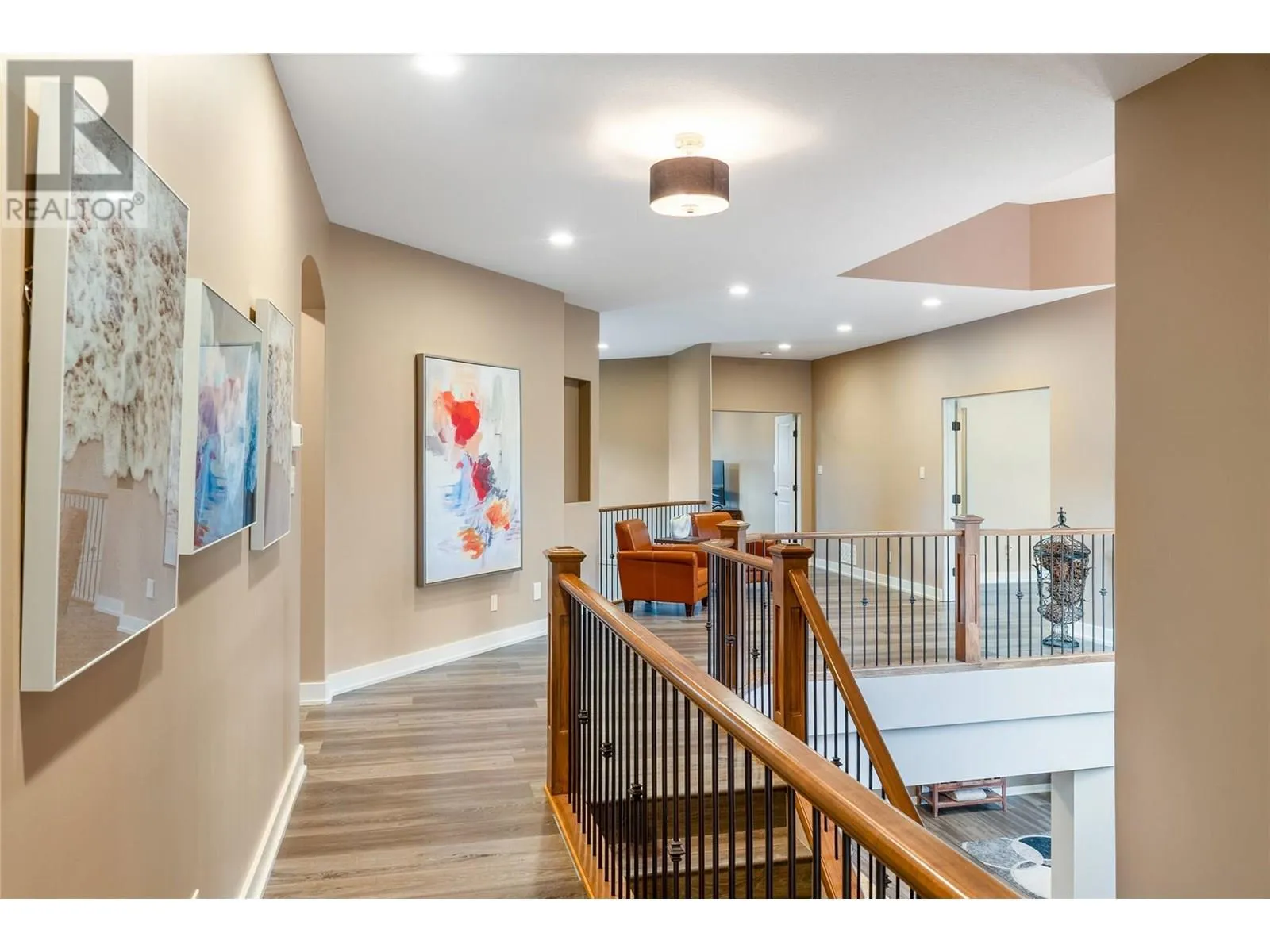 1029 Longacre Place