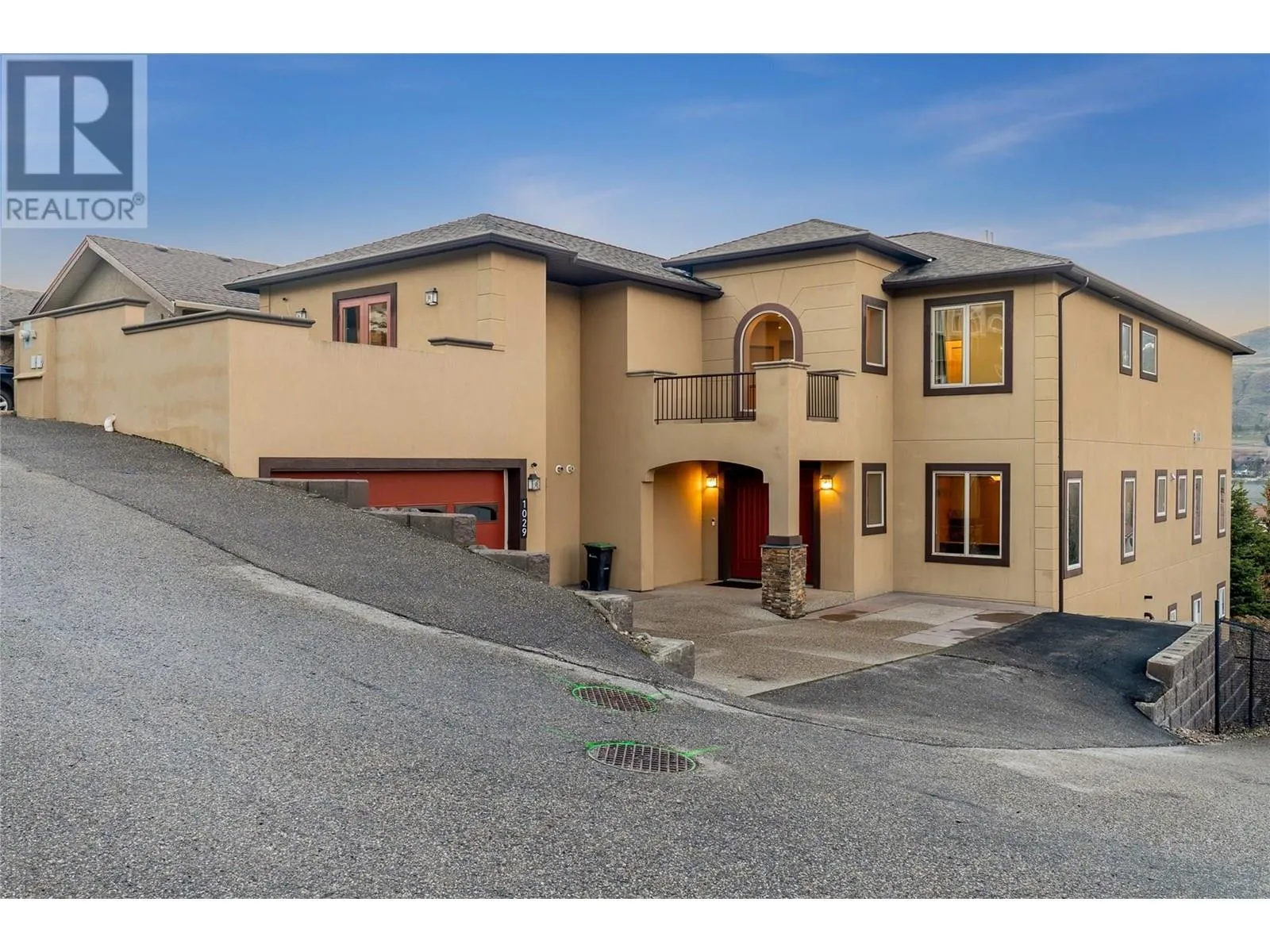 1029 Longacre Place