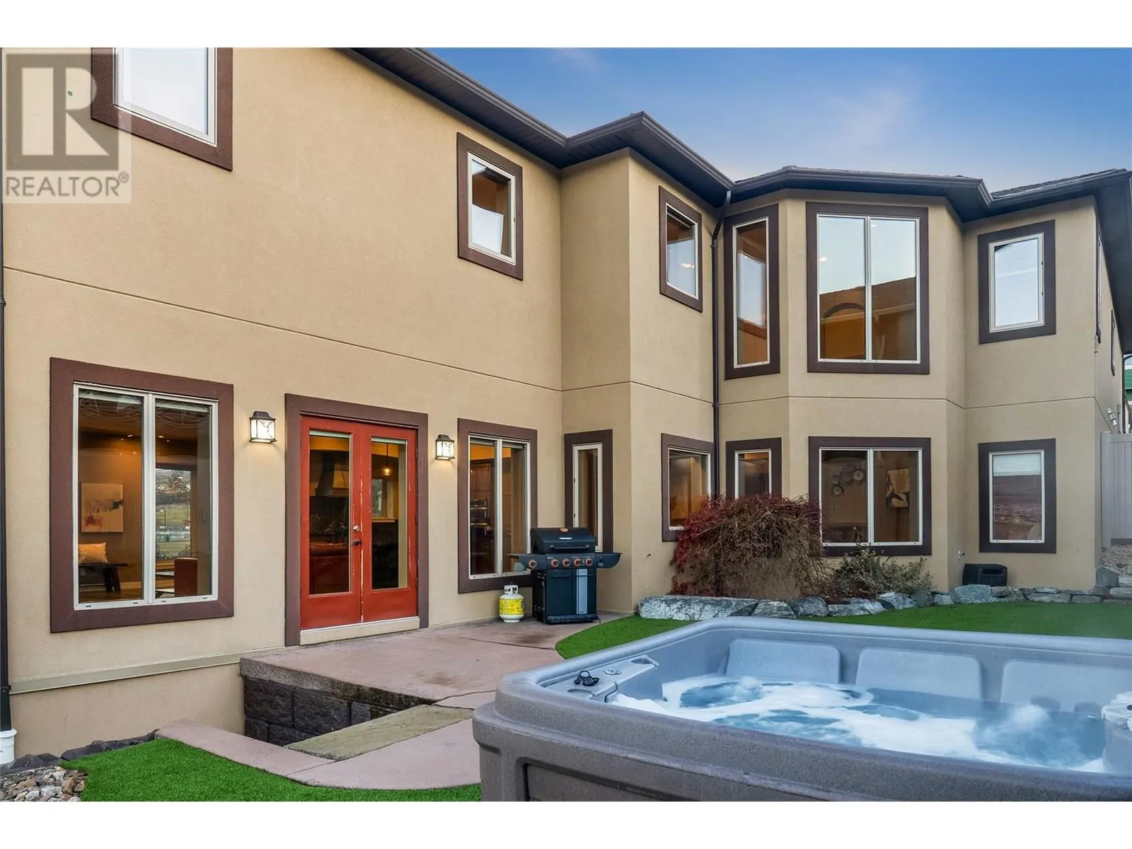 1029 Longacre Place