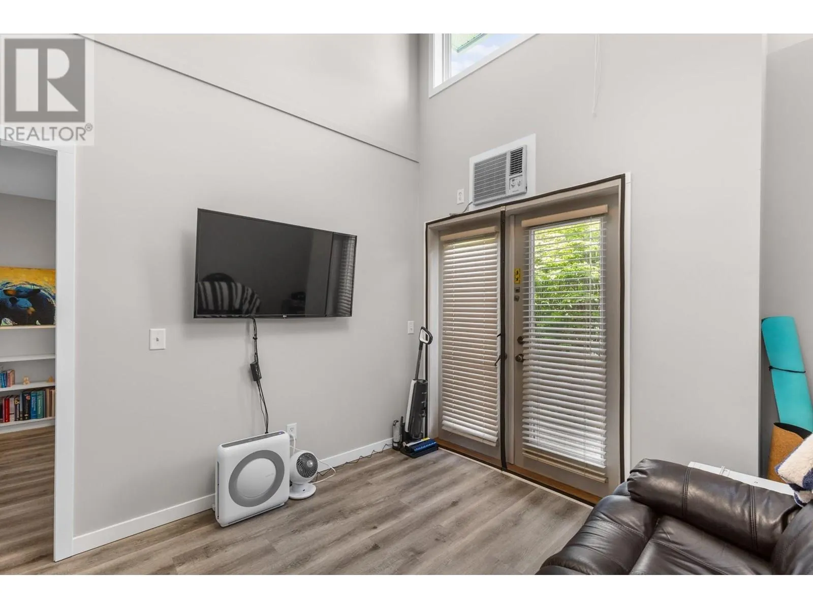 700 Elliot Avenue Unit# 3