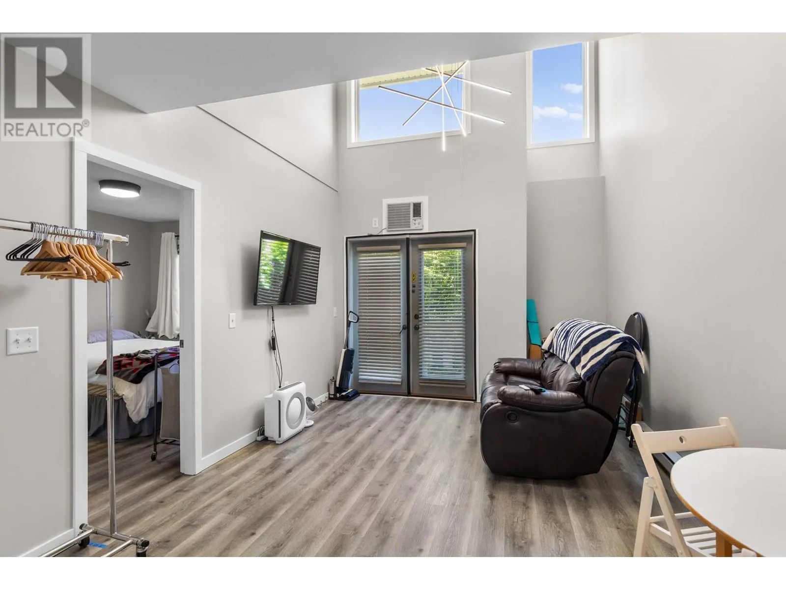 700 Elliot Avenue Unit# 3