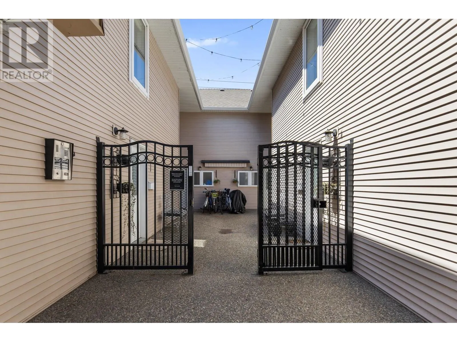 700 Elliot Avenue Unit# 3