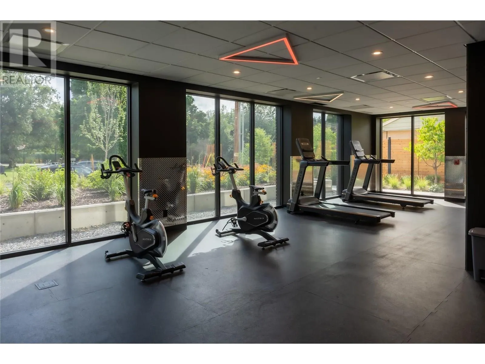 1274 Devonshire Avenue Unit# 514