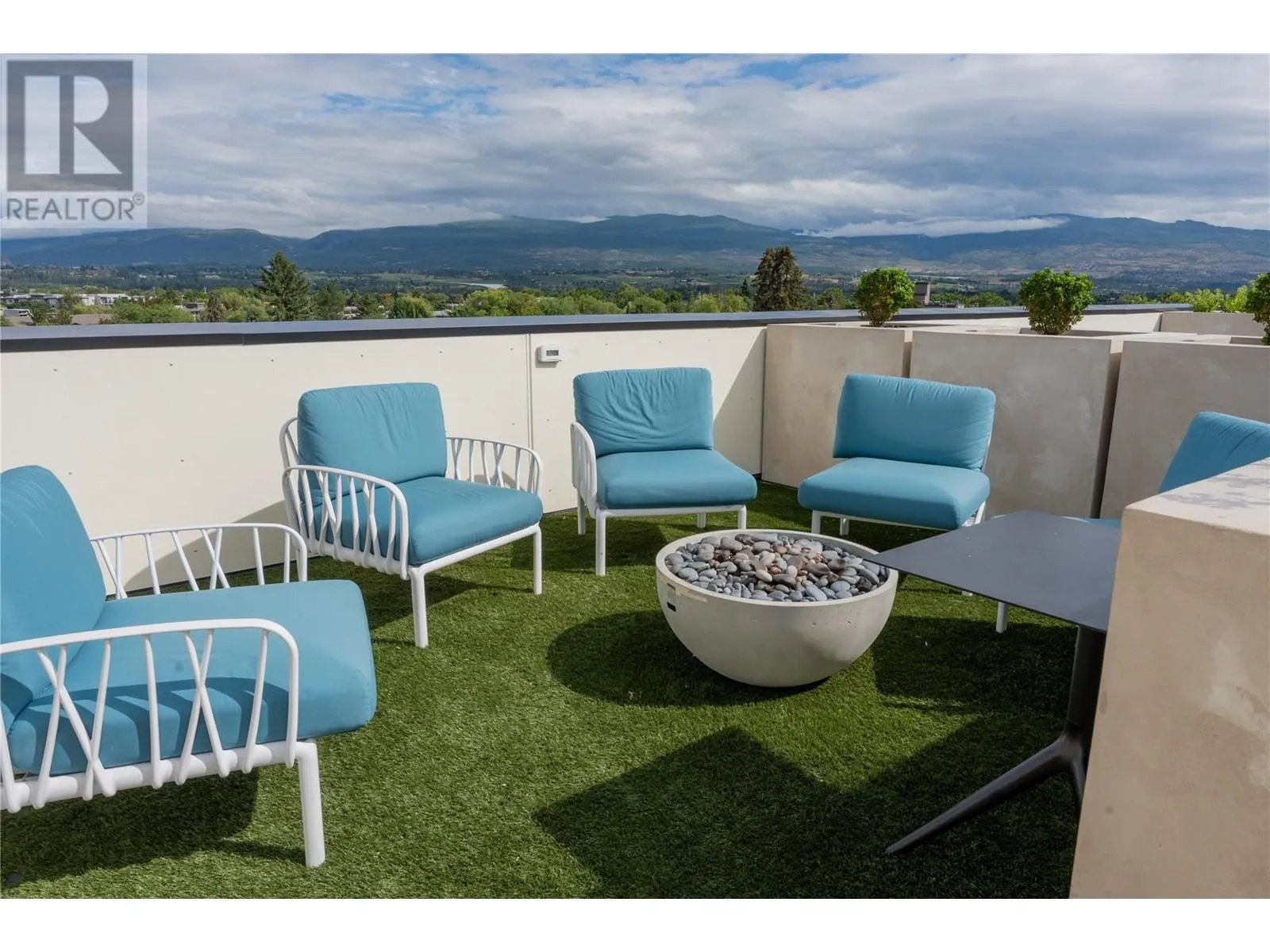 1274 Devonshire Avenue Unit# 514