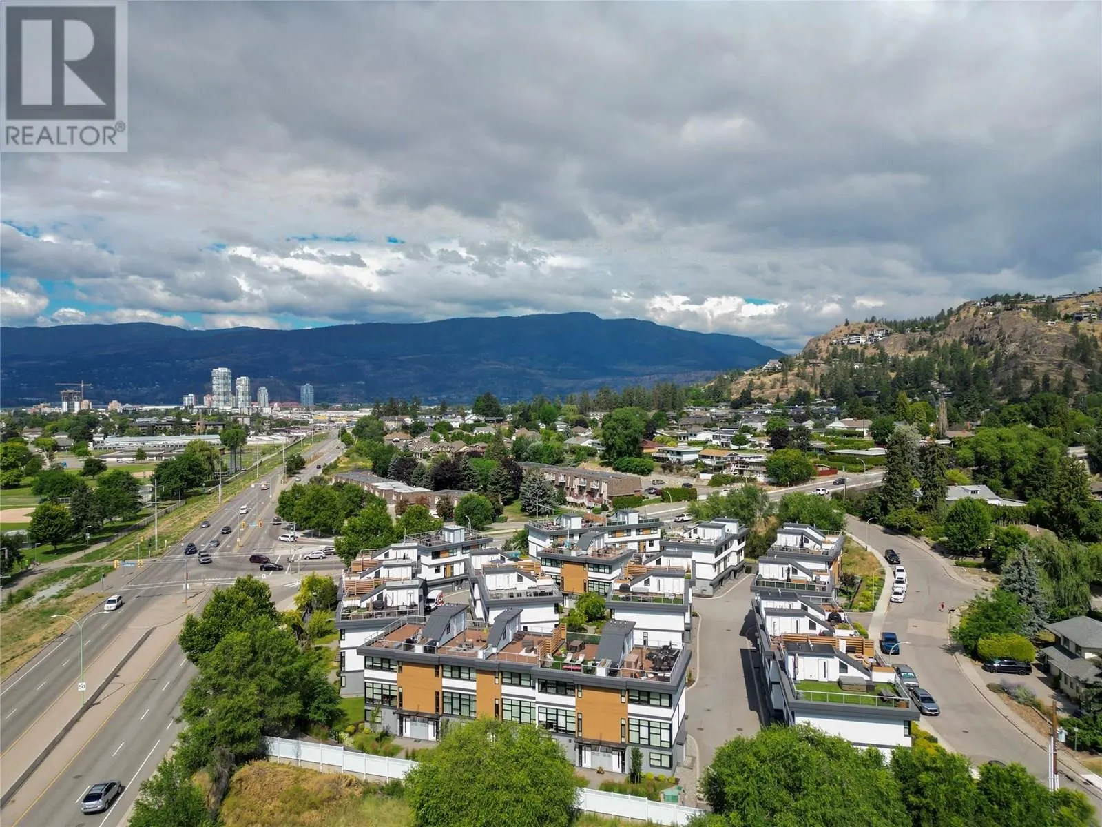 1515 Highland Drive N Unit# 39