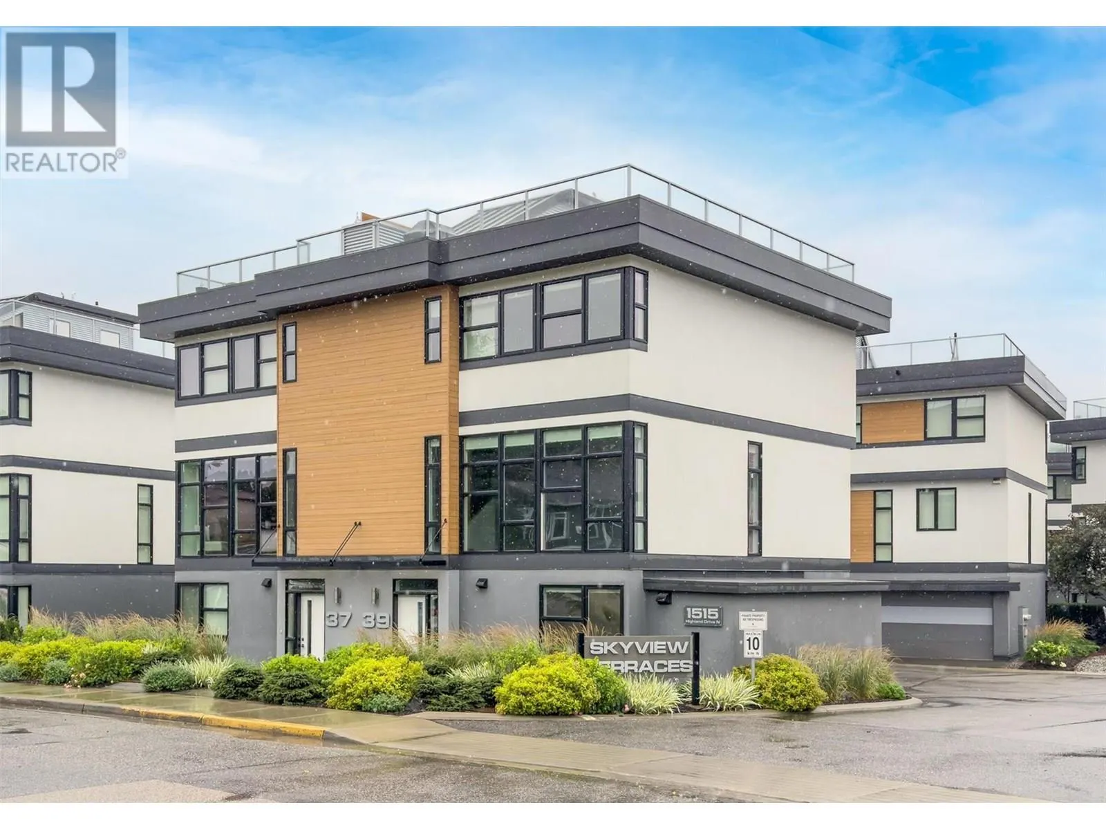 1515 Highland Drive N Unit# 39