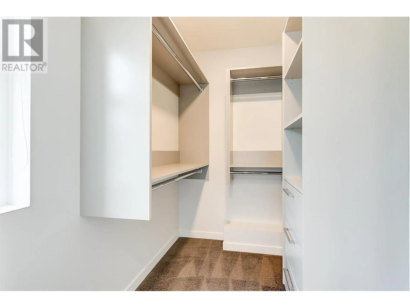 1515 Highland Drive N Unit# 39