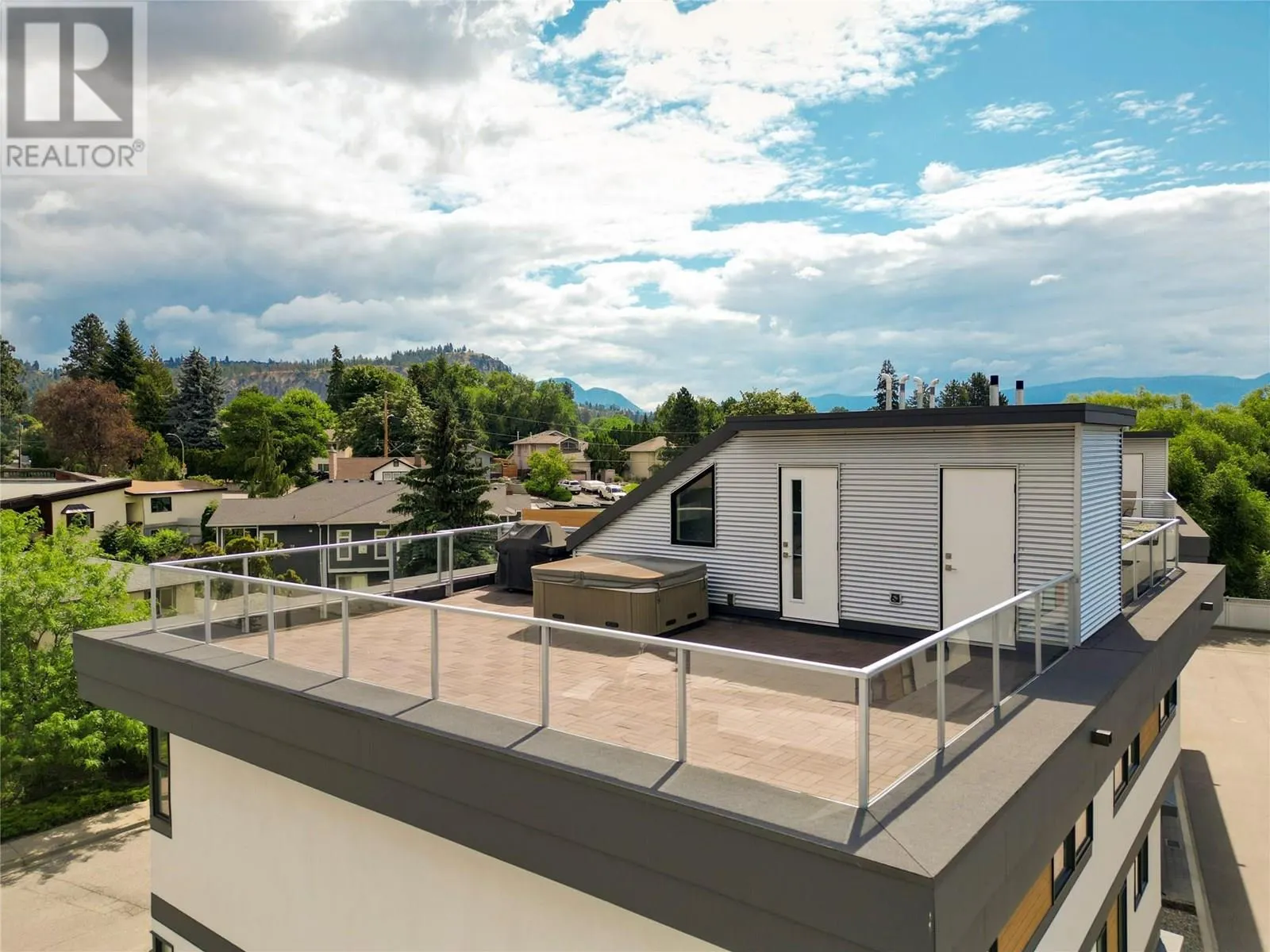 1515 Highland Drive N Unit# 39