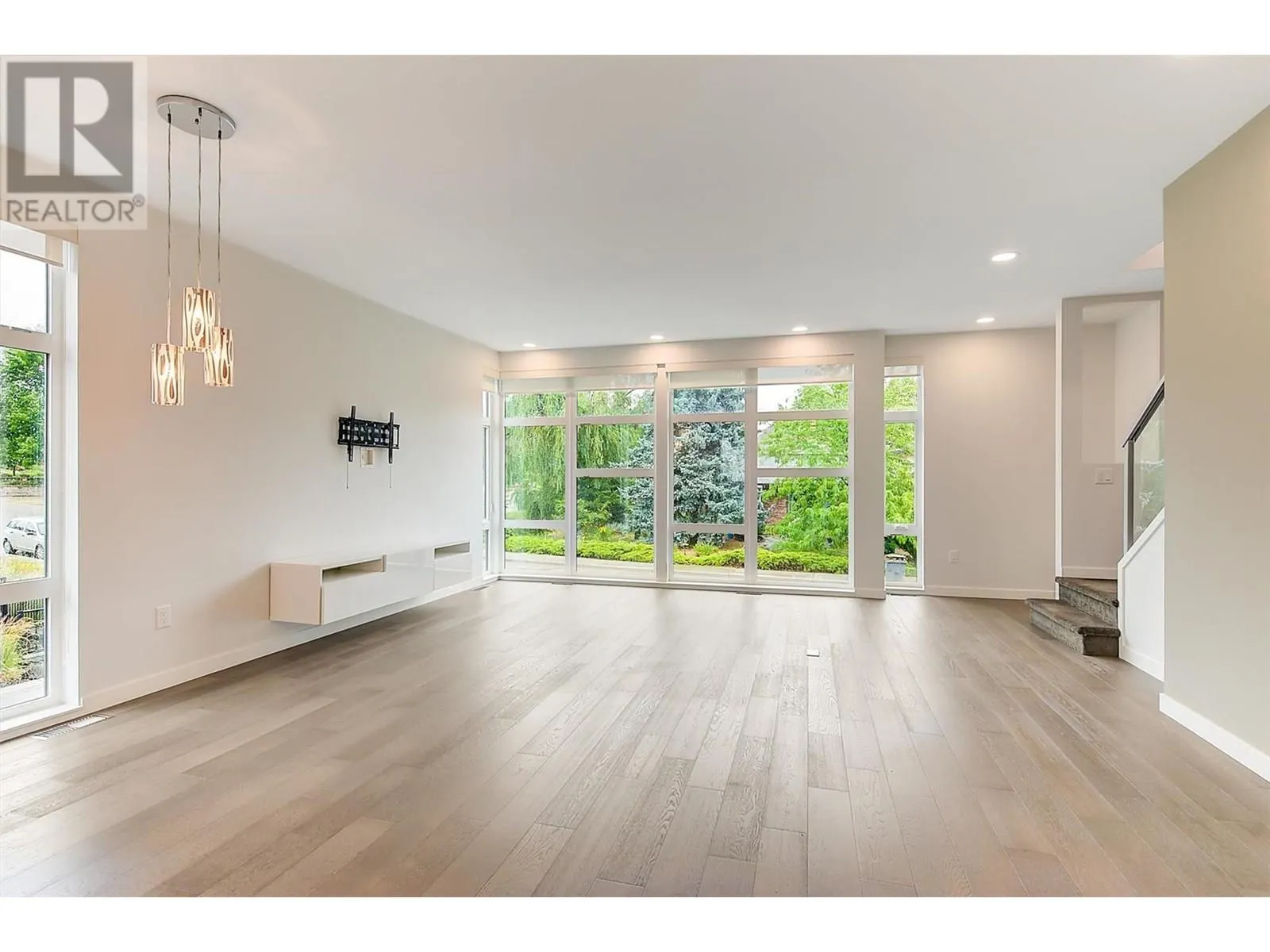 1515 Highland Drive N Unit# 39