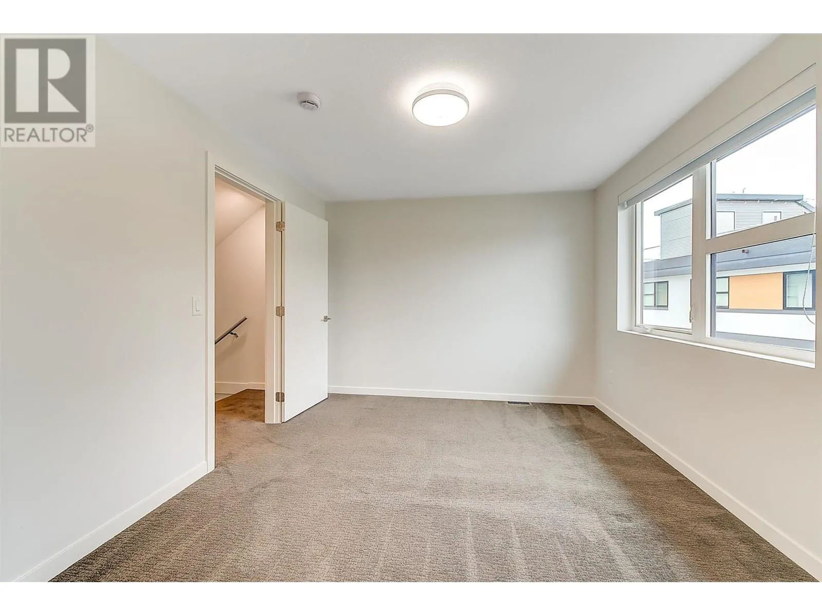 1515 Highland Drive N Unit# 39