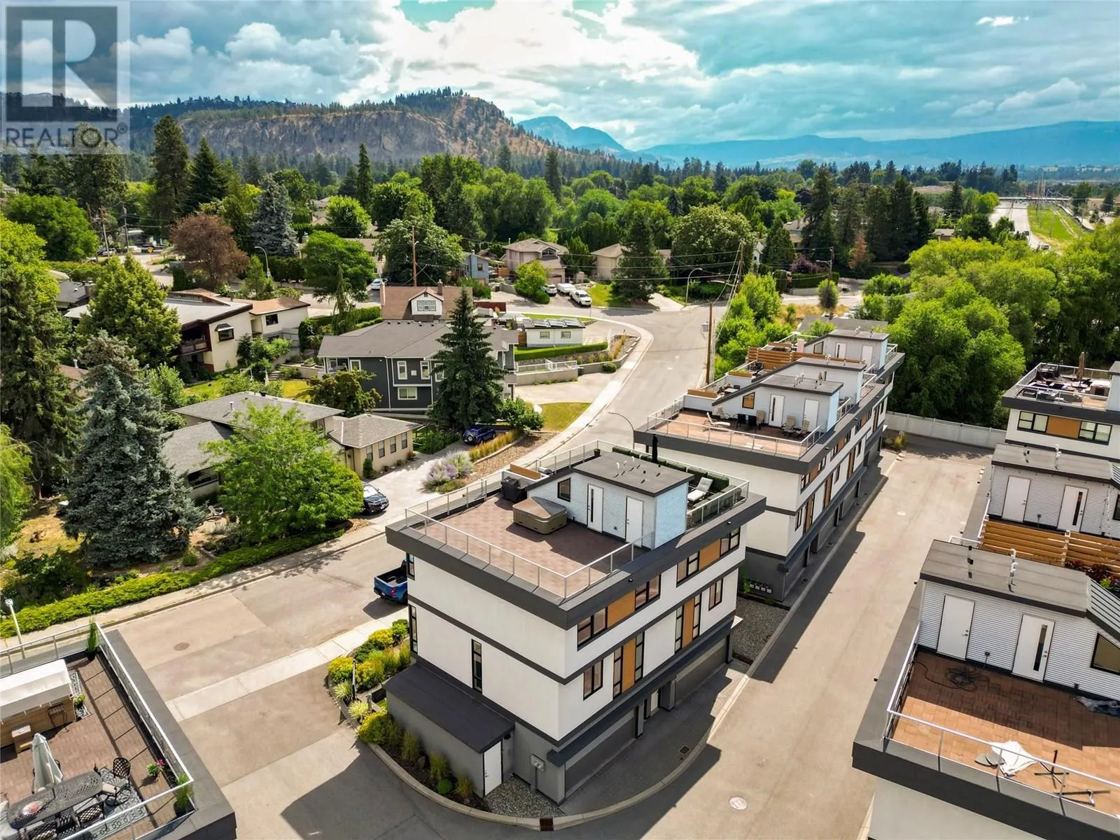 1515 Highland Drive N Unit# 39