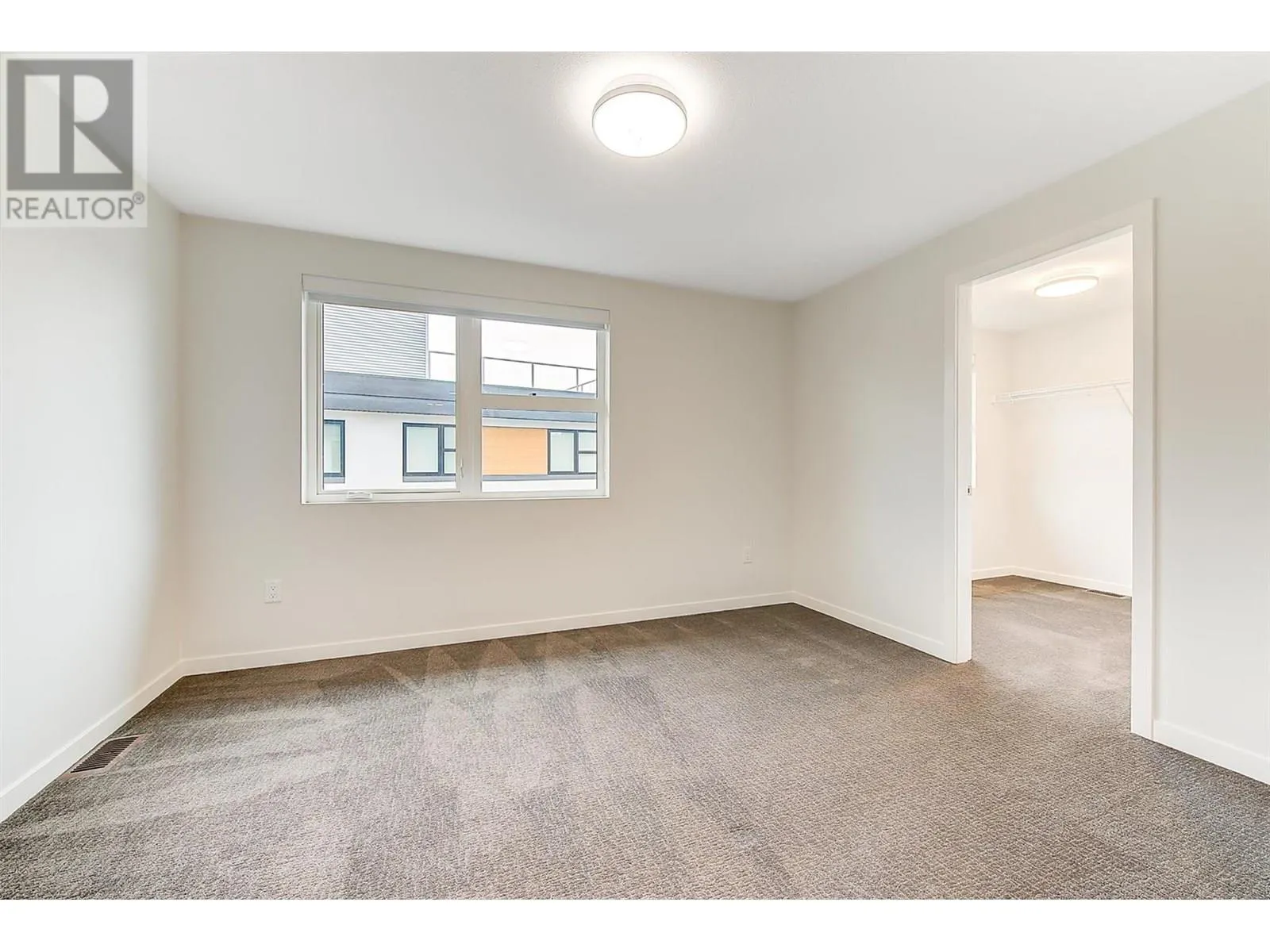 1515 Highland Drive N Unit# 39