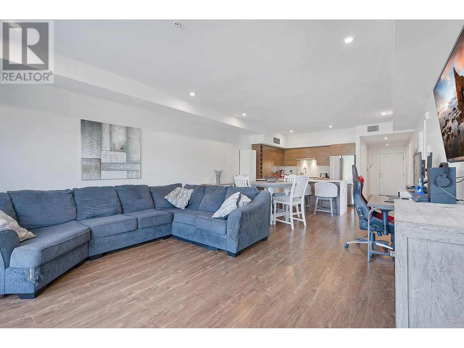 1925 Enterprise Way Unit# 302