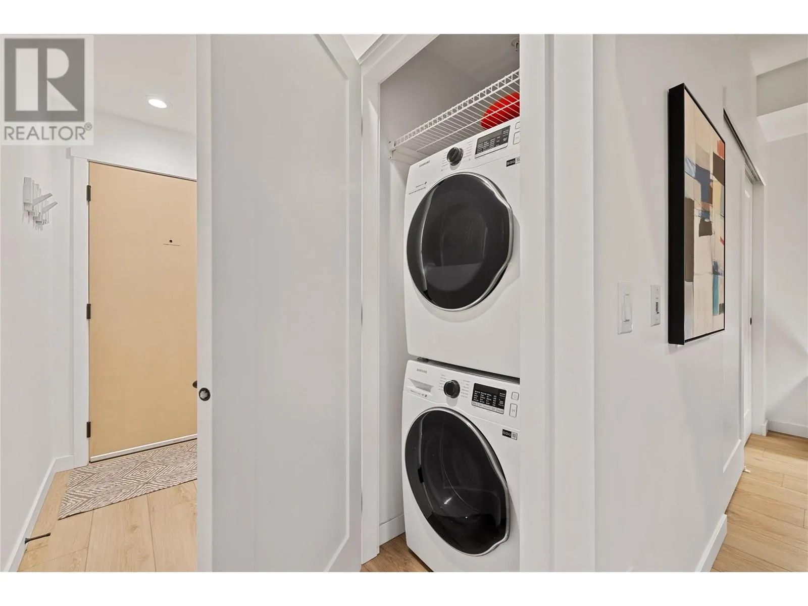660 Cawston Avenue Unit# 208