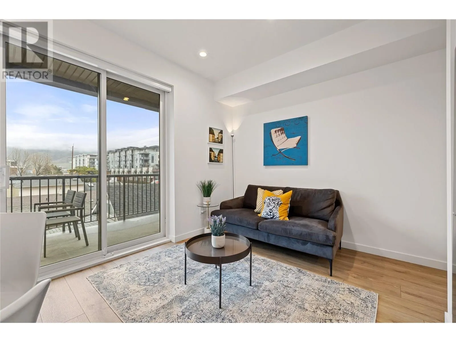 660 Cawston Avenue Unit# 208