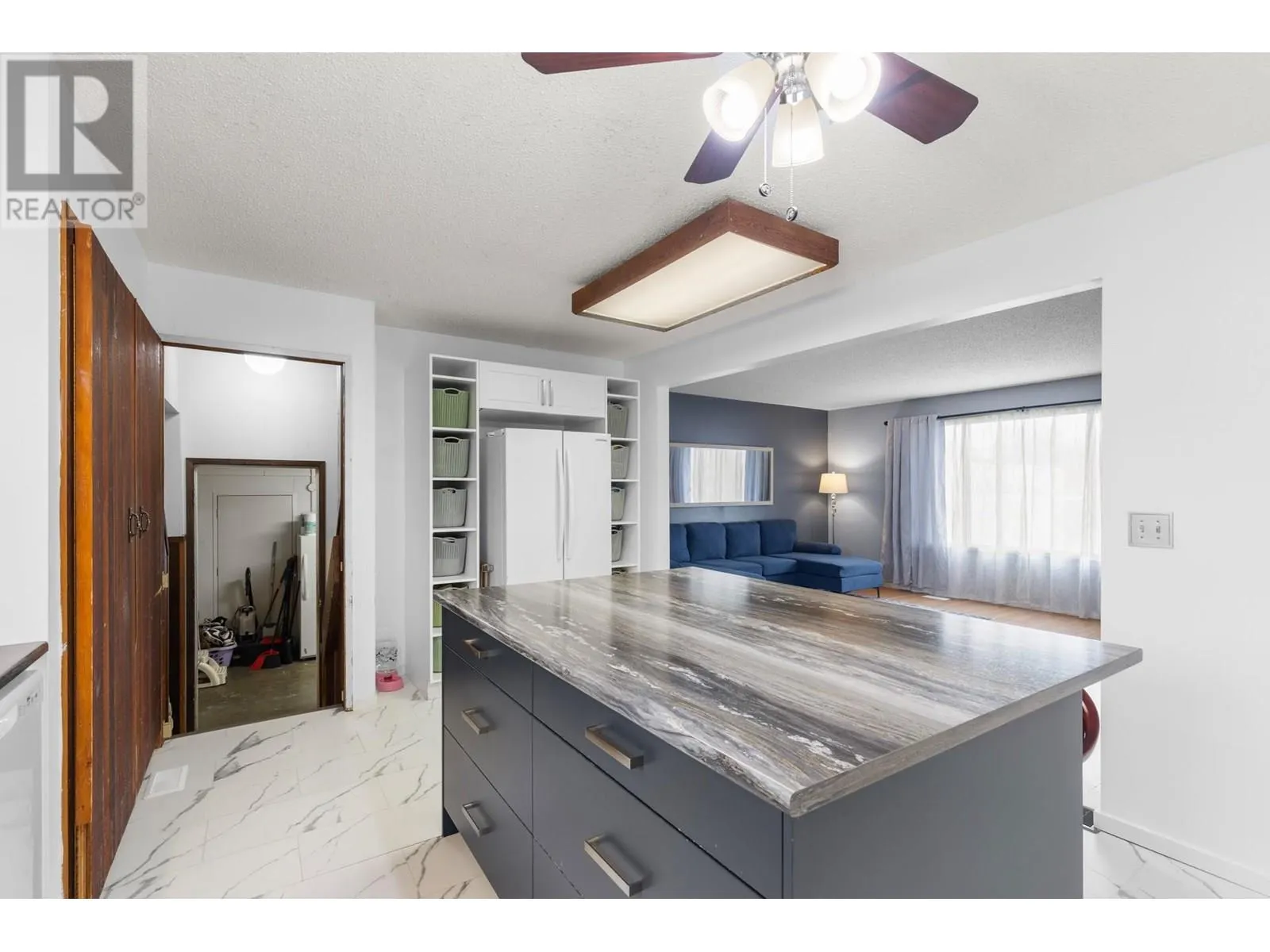955 Hickory Road