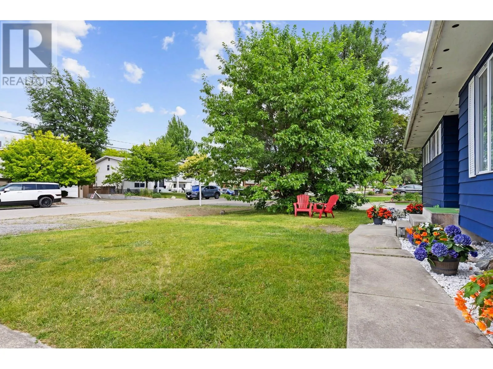 955 Hickory Road