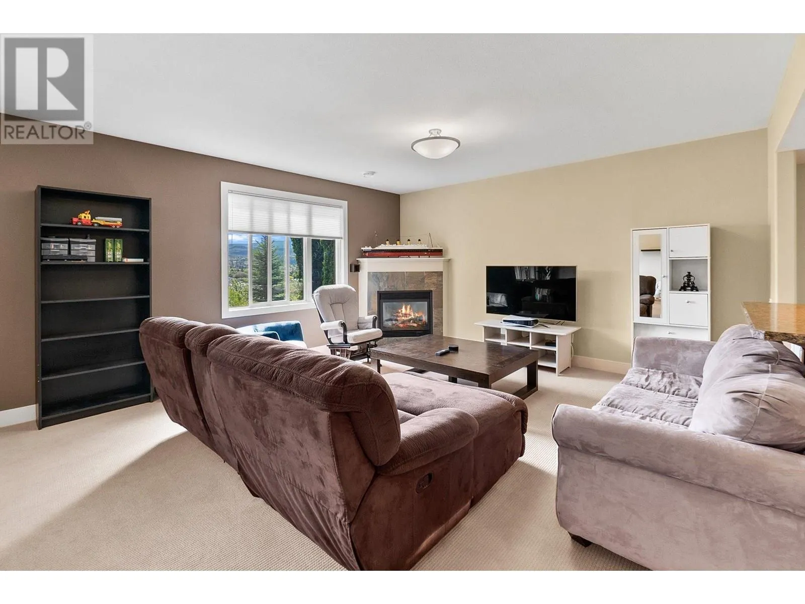 2421 Glacier Court Unit# 21