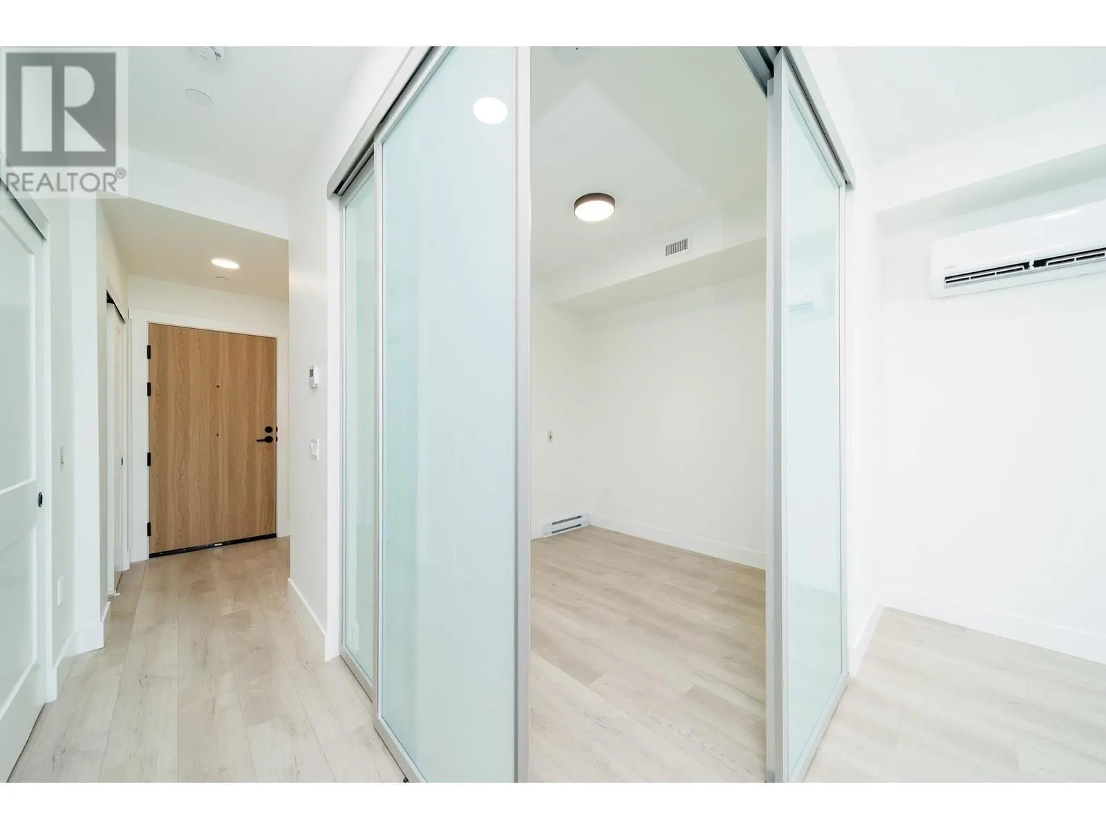 620 Coronation Avenue Unit# 507