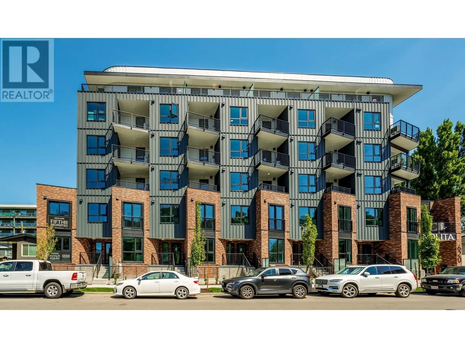 620 Coronation Avenue Unit# 507