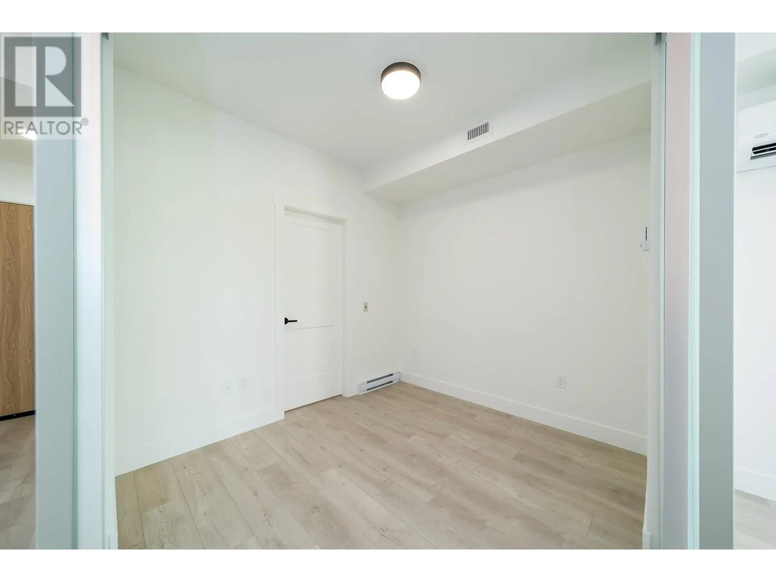 620 Coronation Avenue Unit# 507
