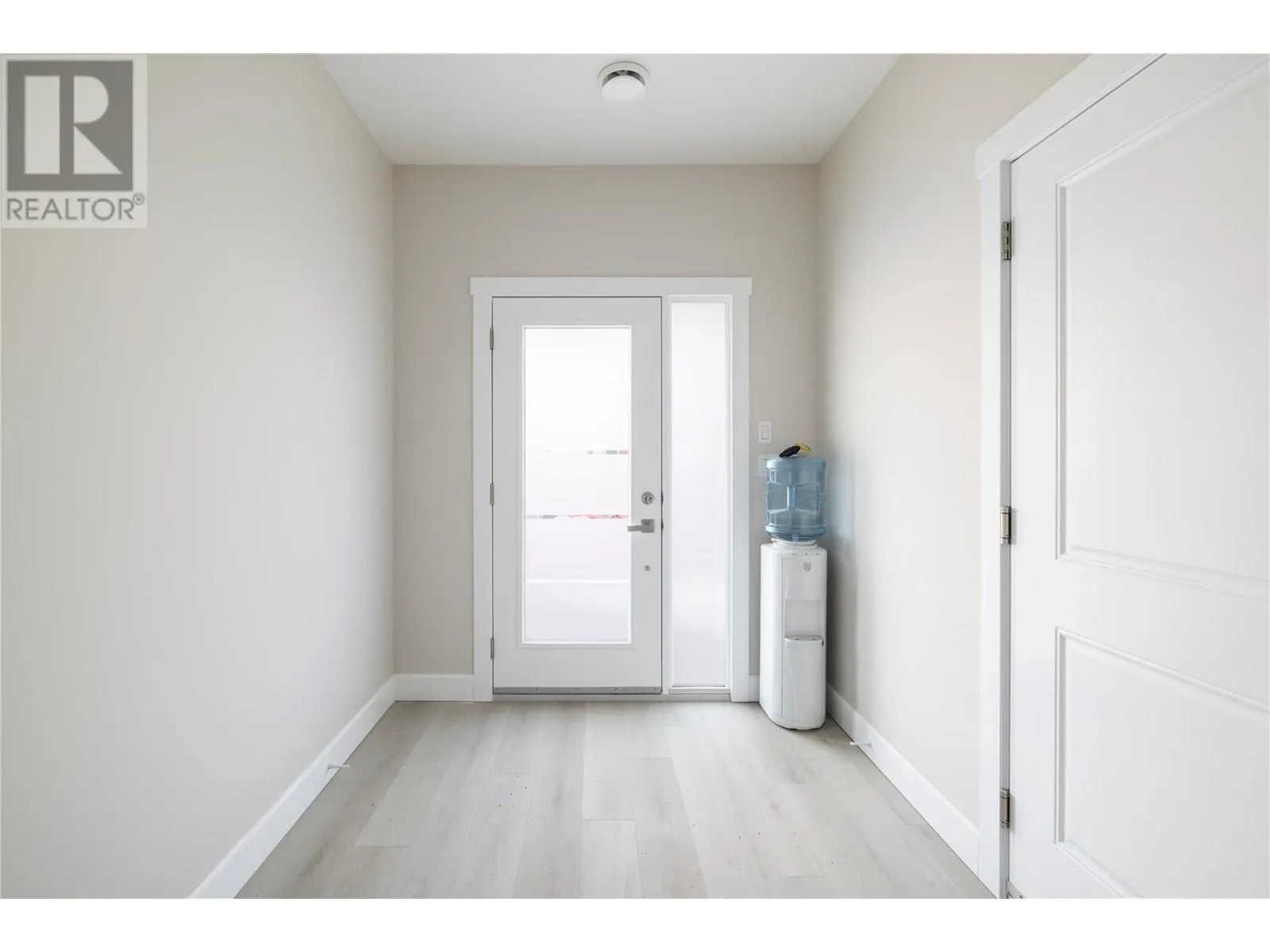 806 Cliff Avenue Unit# 109