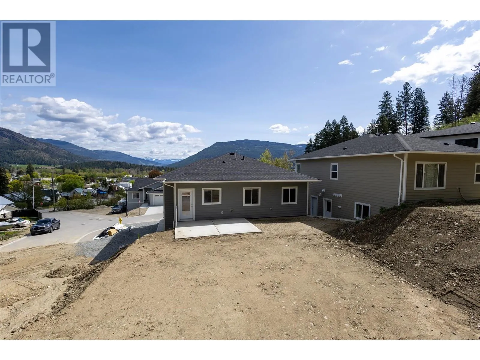 806 Cliff Avenue Unit# 109