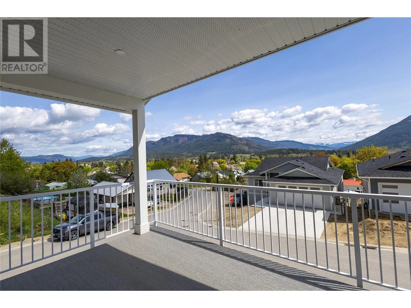 806 Cliff Avenue Unit# 109