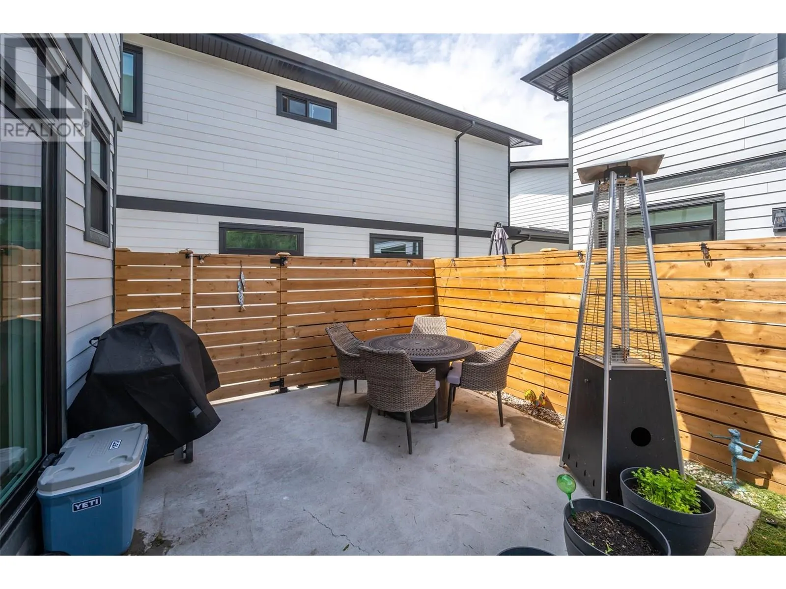 569 Forestbrook Drive Unit# 101
