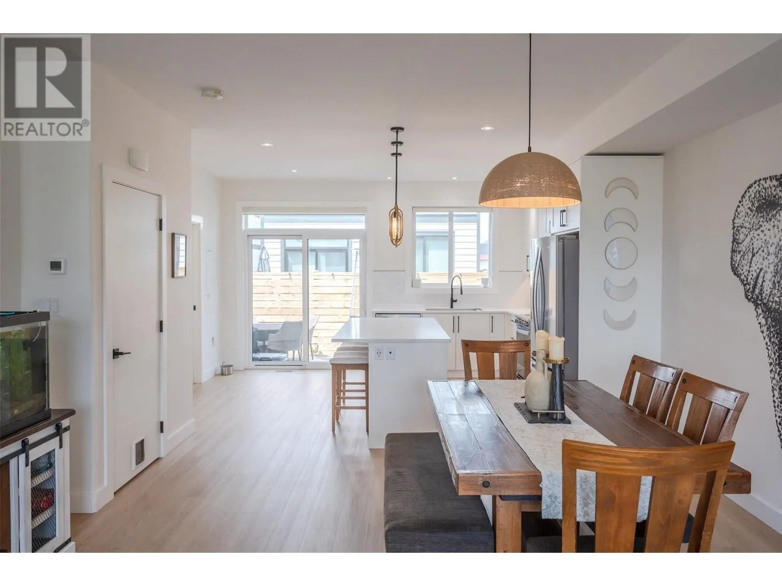 569 Forestbrook Drive Unit# 101