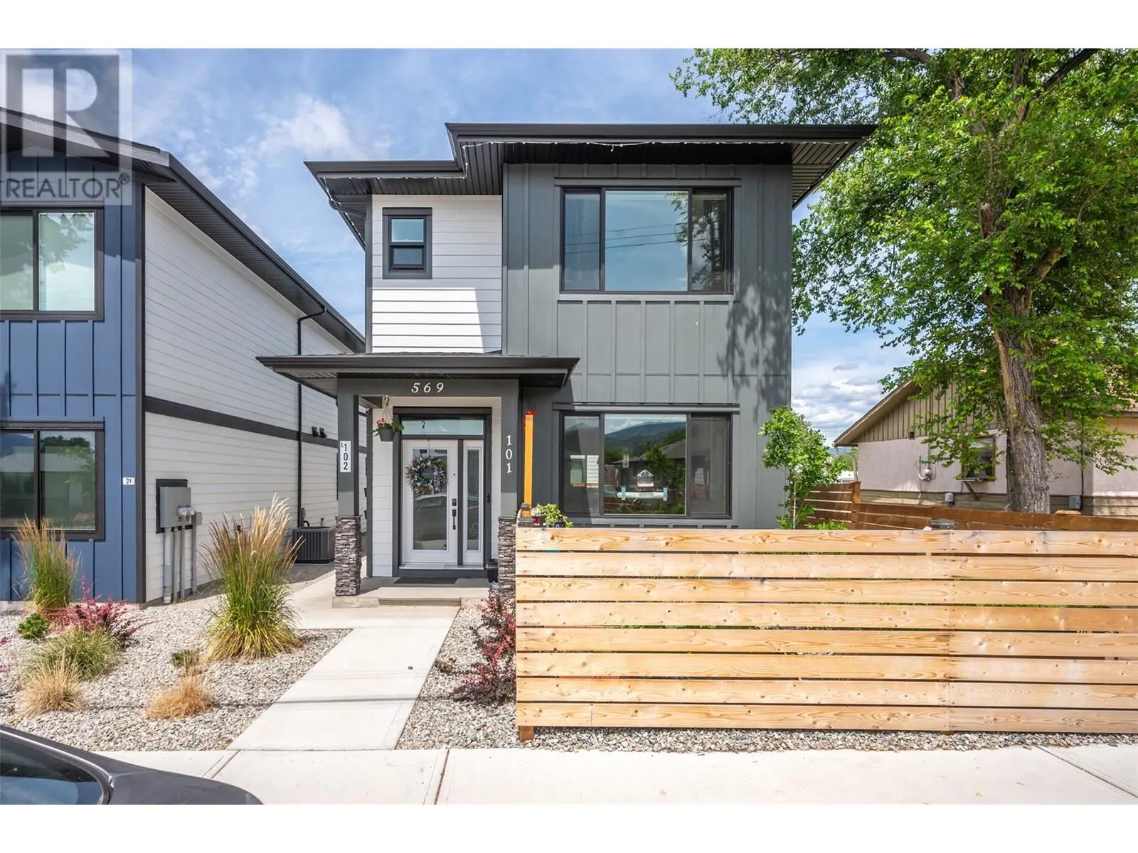 569 Forestbrook Drive Unit# 101