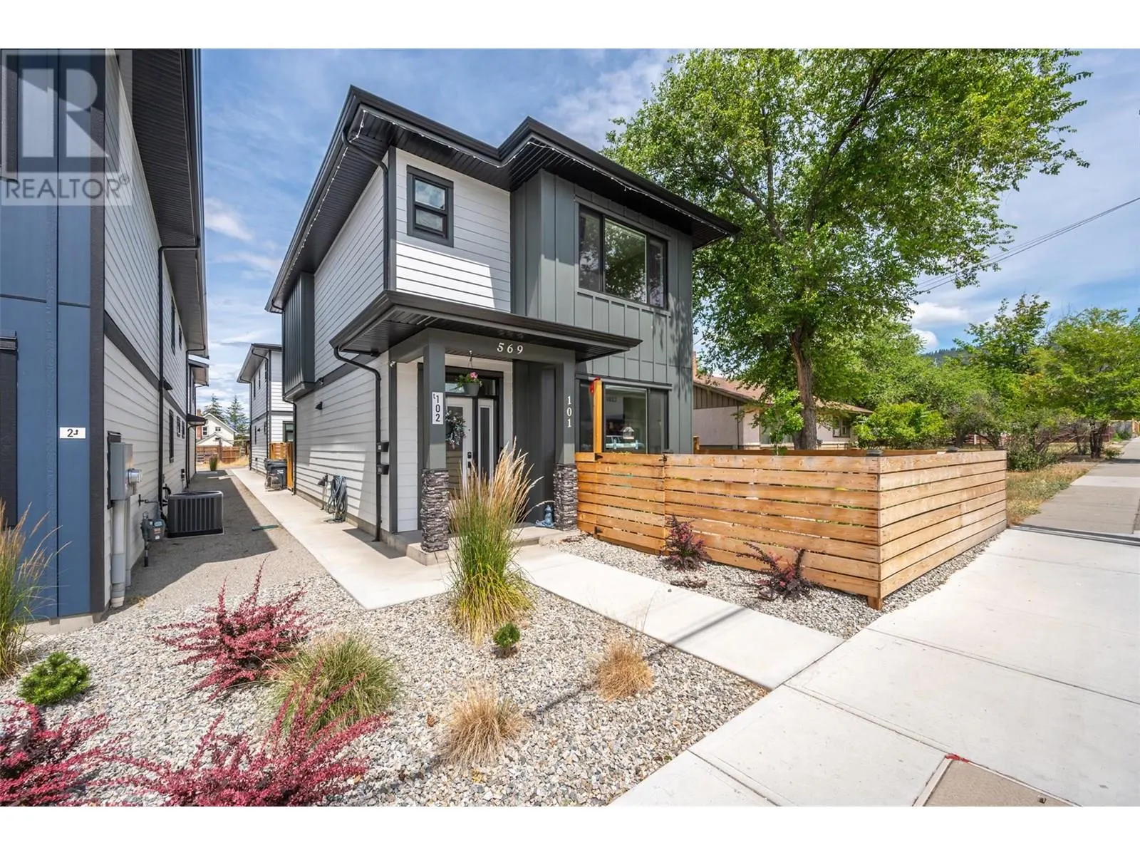 569 Forestbrook Drive Unit# 101