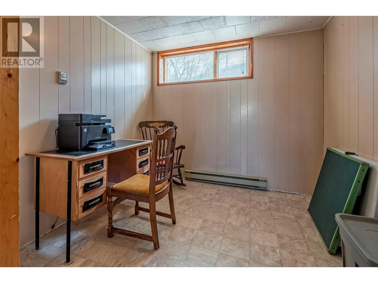 1121 Mountain View Road