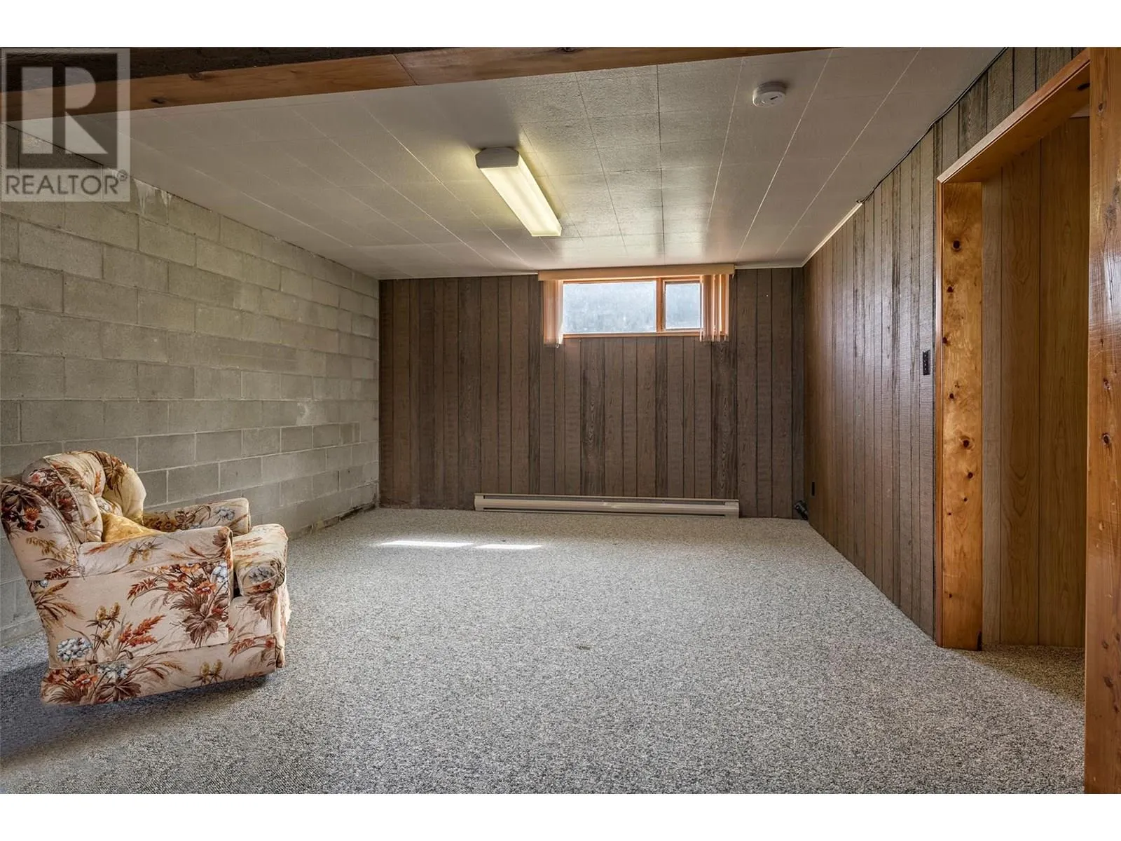 1121 Mountain View Road