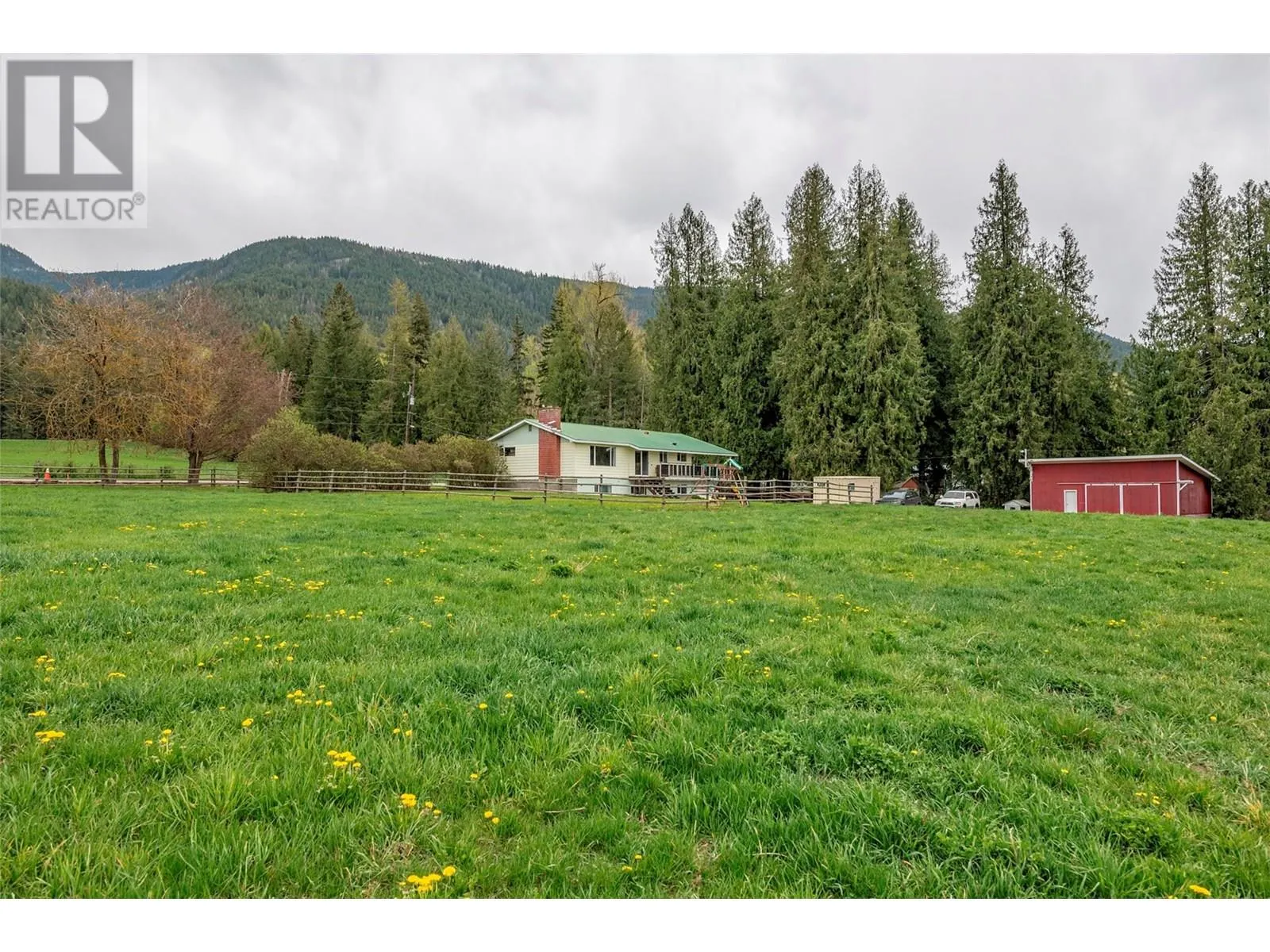 1121 Mountain View Road