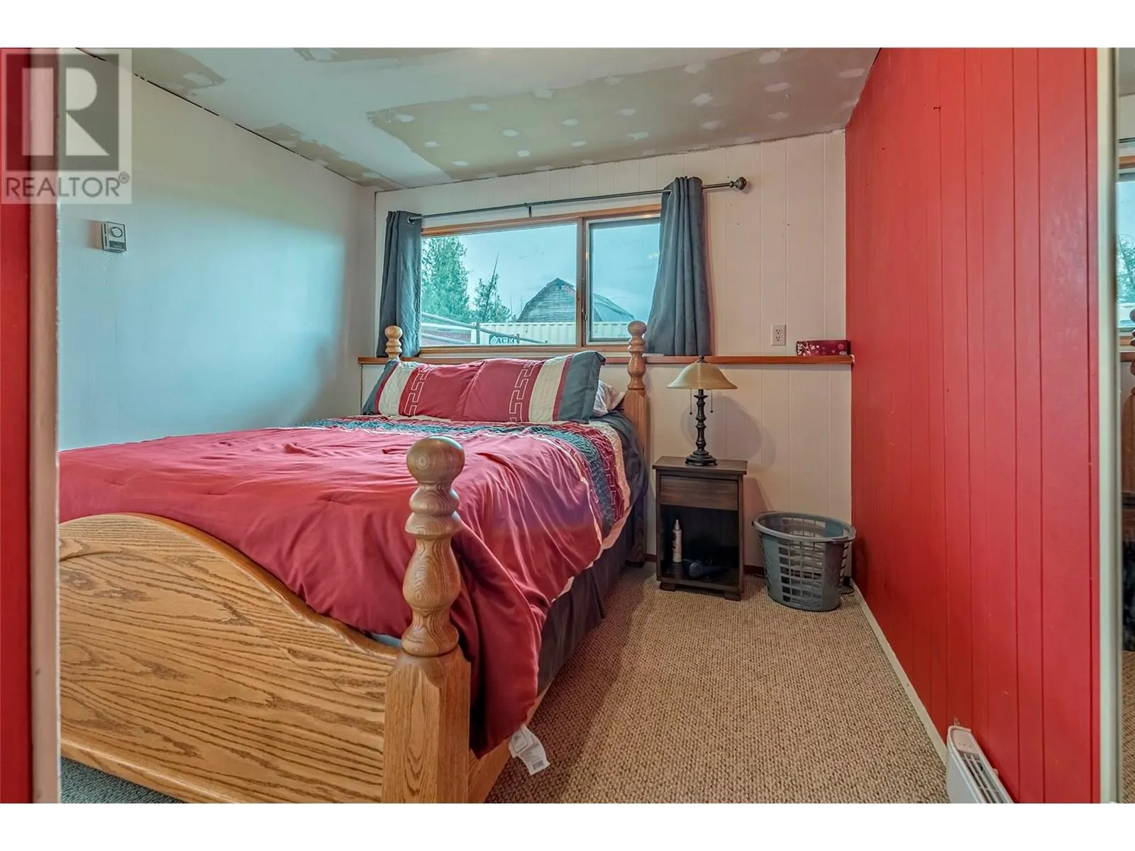 1121 Mountain View Road