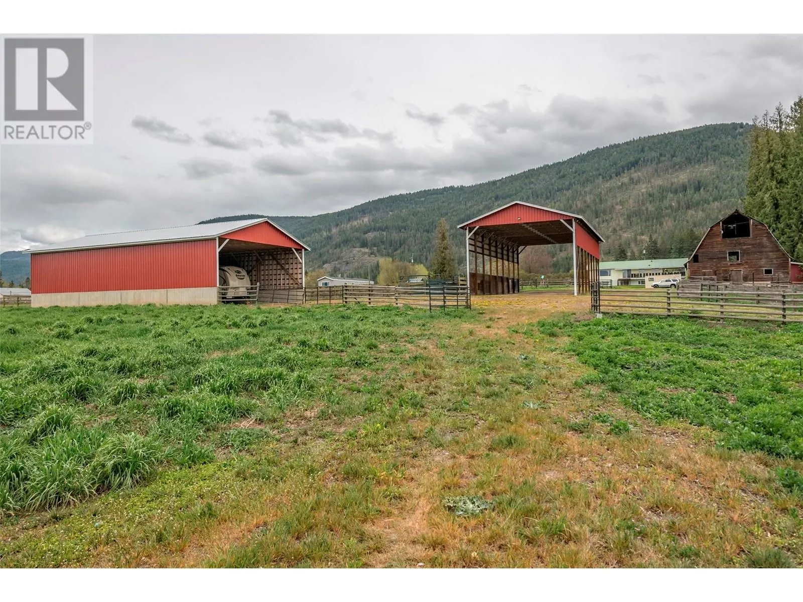 1121 Mountain View Road
