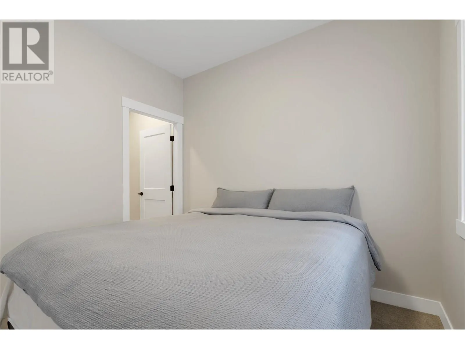 7760 Okanagan Landing Road Unit# 126