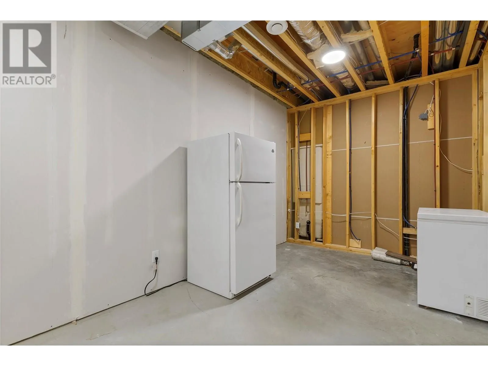 7760 Okanagan Landing Road Unit# 126