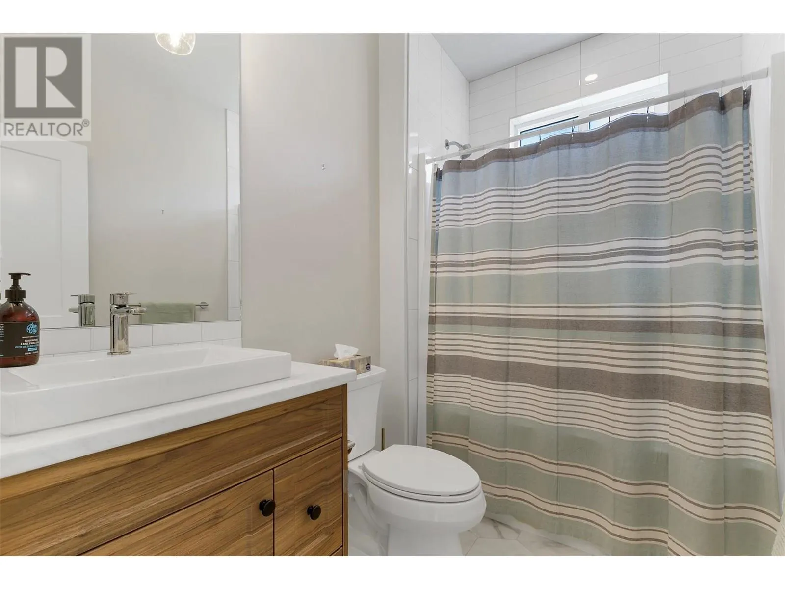 7760 Okanagan Landing Road Unit# 126