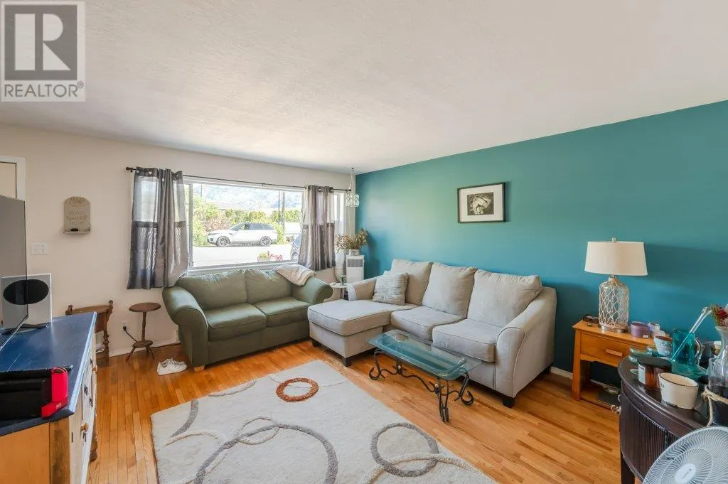 20 CACTUS Crescent