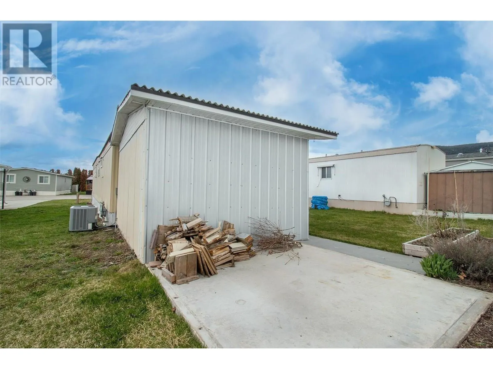 3591 Old Vernon Road Unit# 203