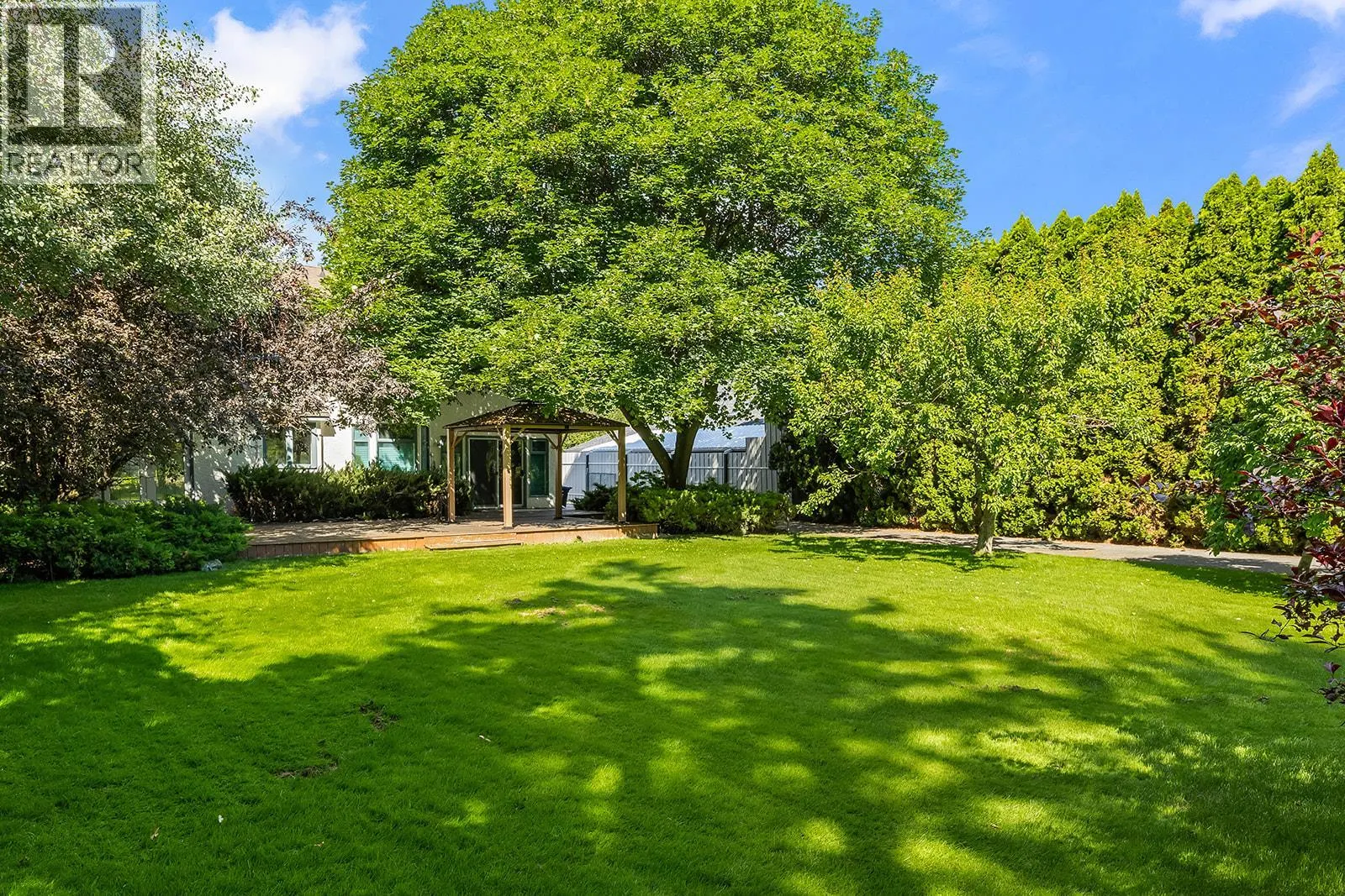 2595 MAQUINNA Road