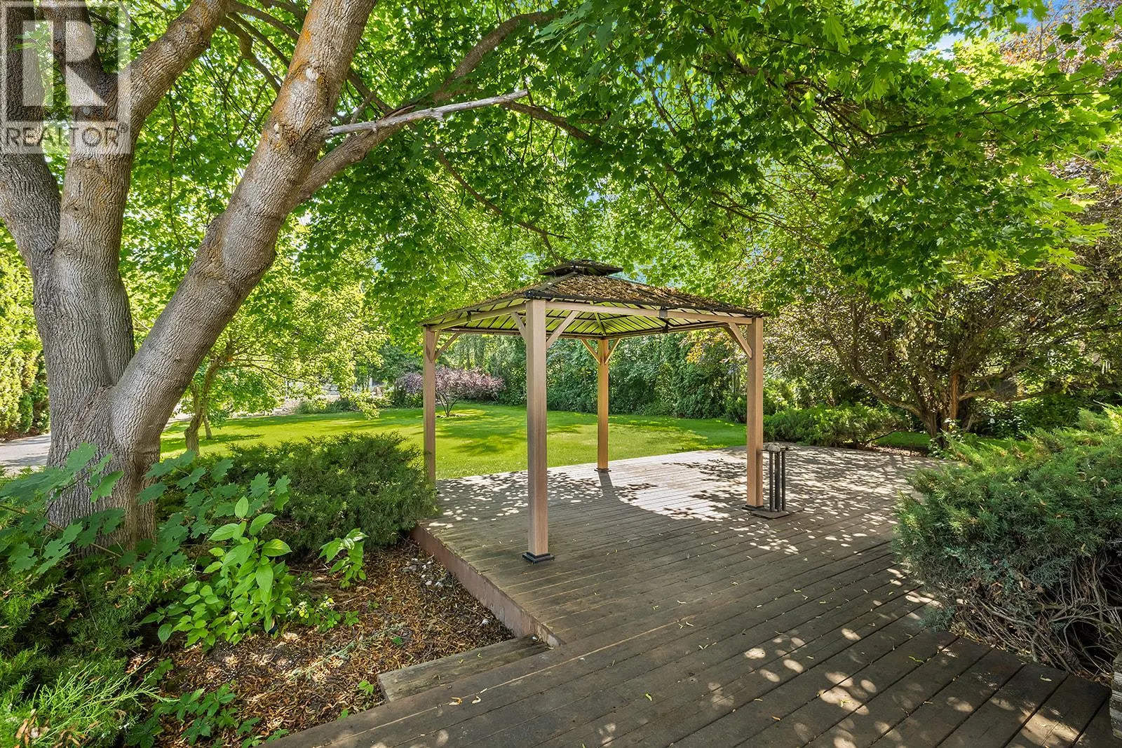 2595 MAQUINNA Road