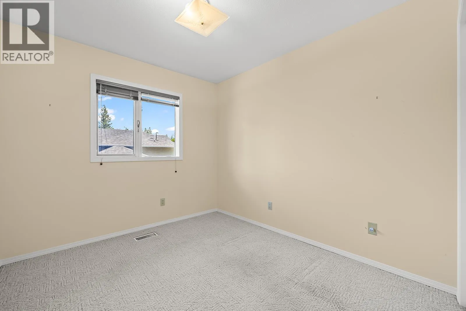 2595 MAQUINNA Road