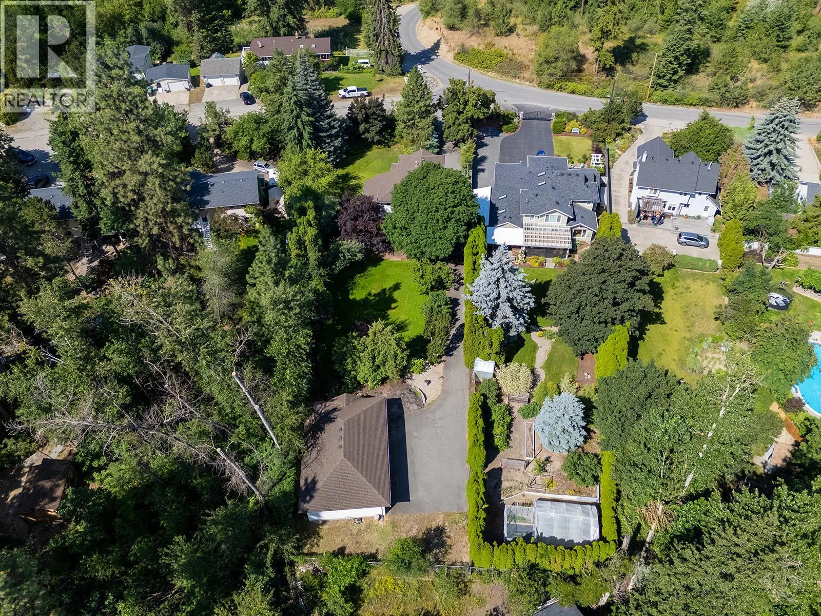 2595 MAQUINNA Road
