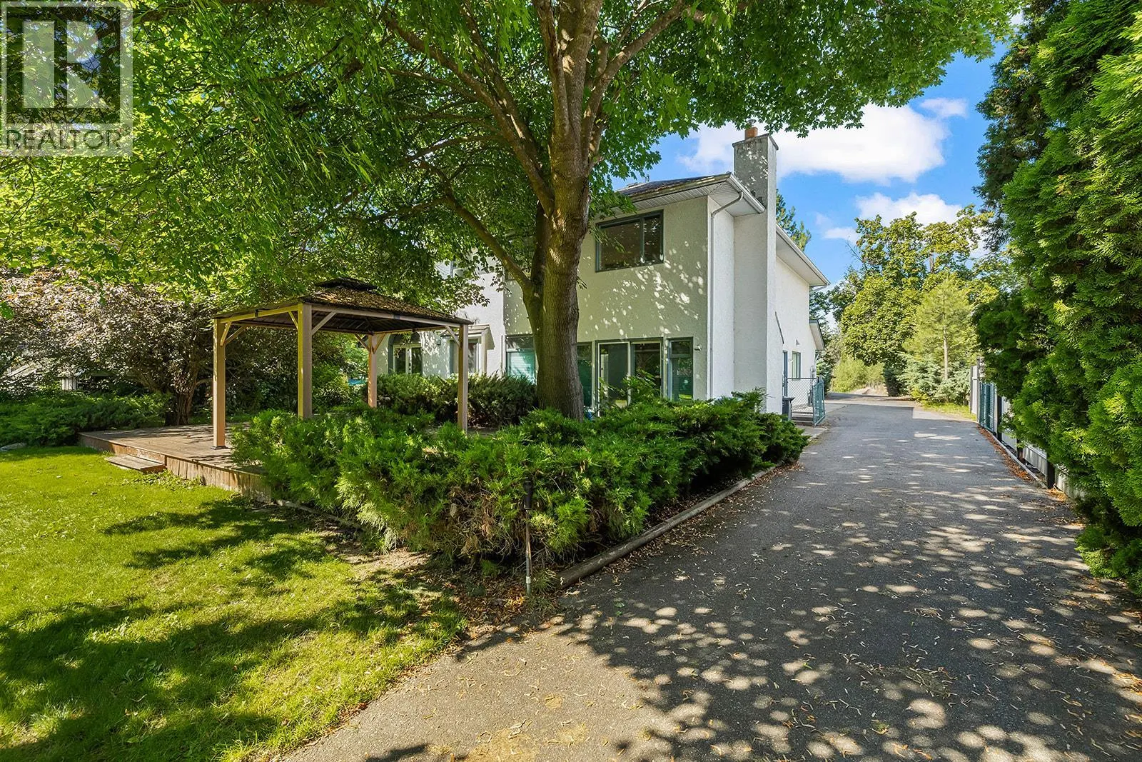 2595 MAQUINNA Road